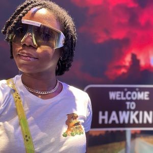 Meet your Posher, Kenisha